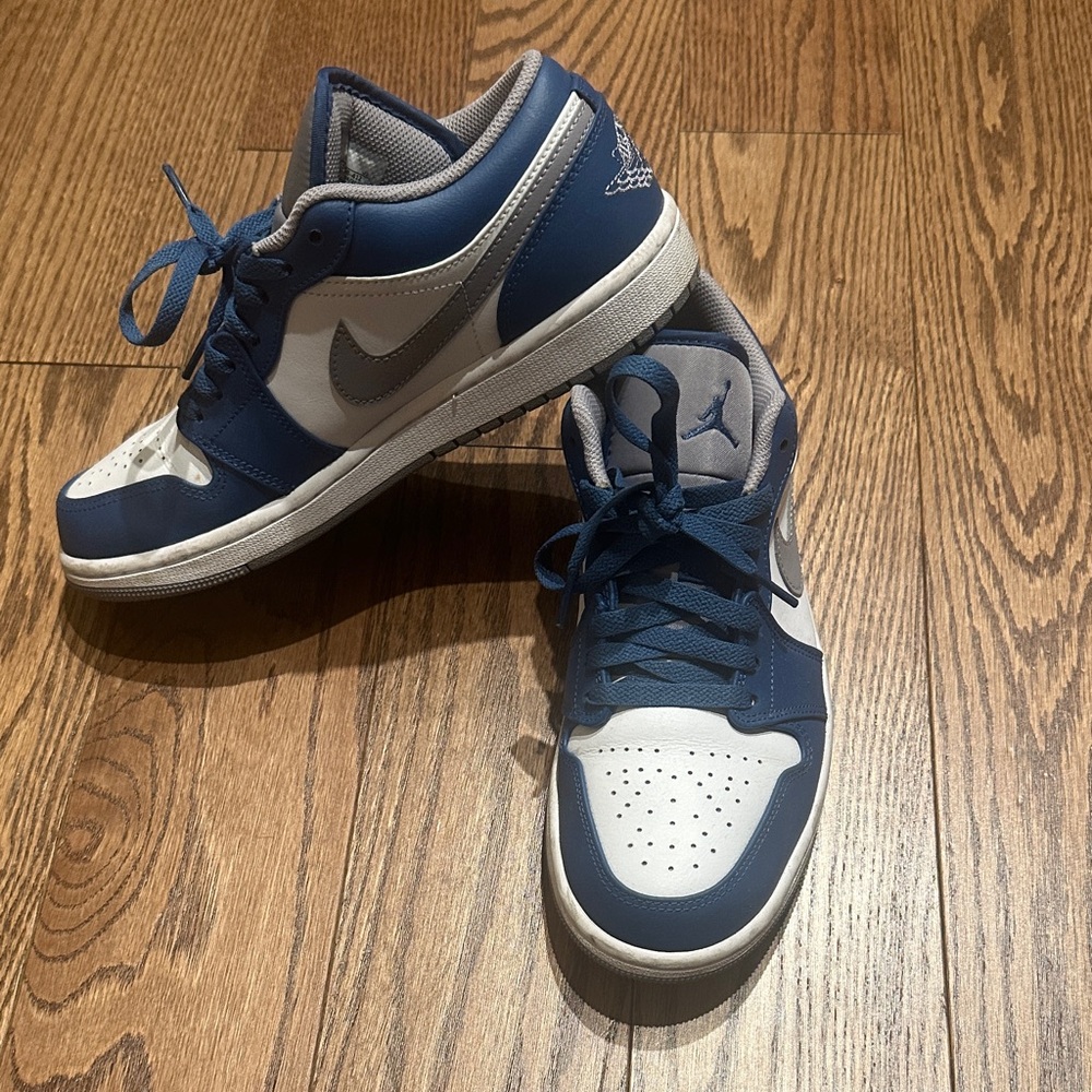 Nike Navy and White Athletic Shoes